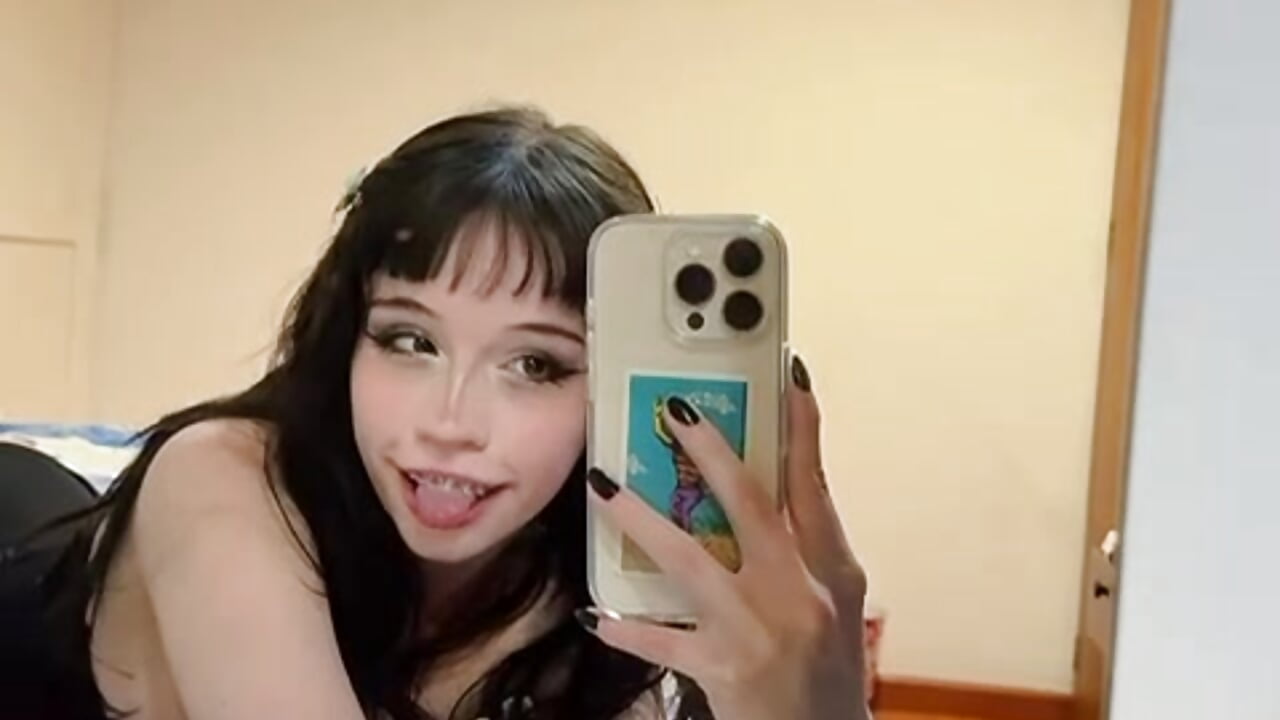 Show me who's boss - video của người mẫu cam kitticam