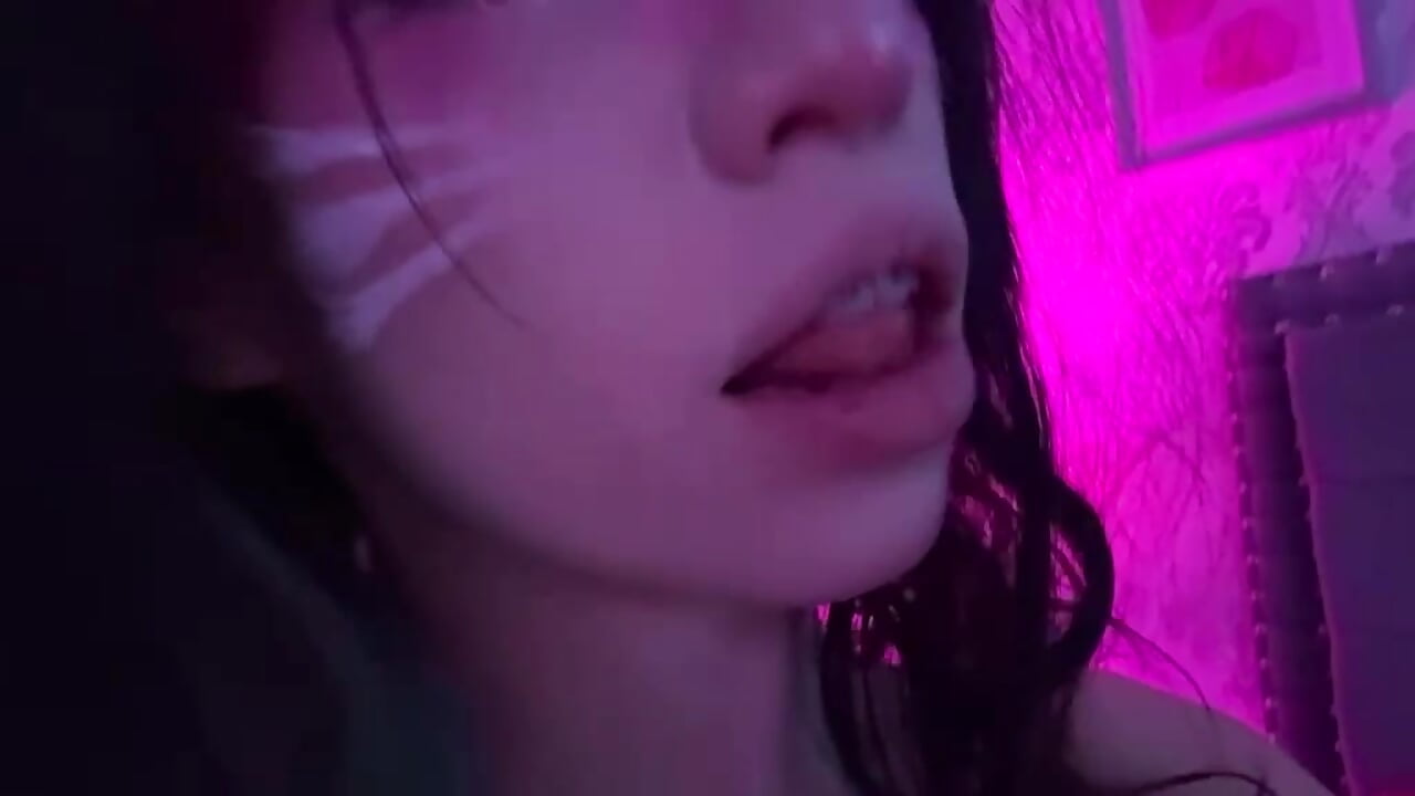 Sensual pretty girl ♥ - video by kitticam cam model