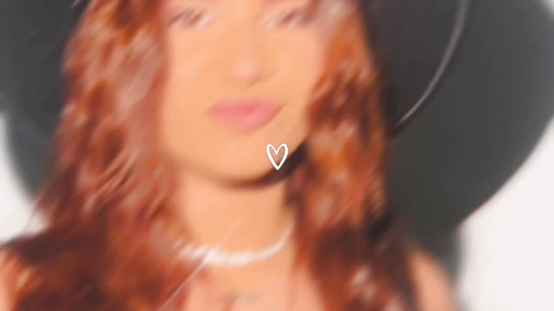 trim,E98DFADD-DD0C-4105-9FD2-2D4C1067F98B - vídeo de la modelo de cam Fox_couplee69