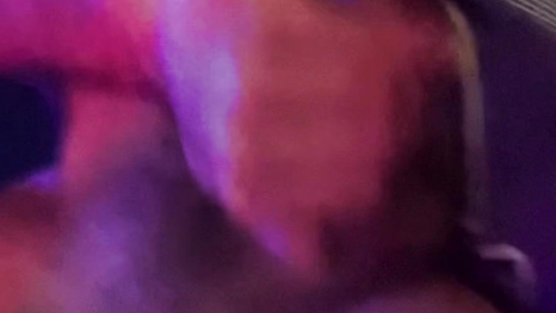 3243047255527202358 - video oleh model kamera 7k33m