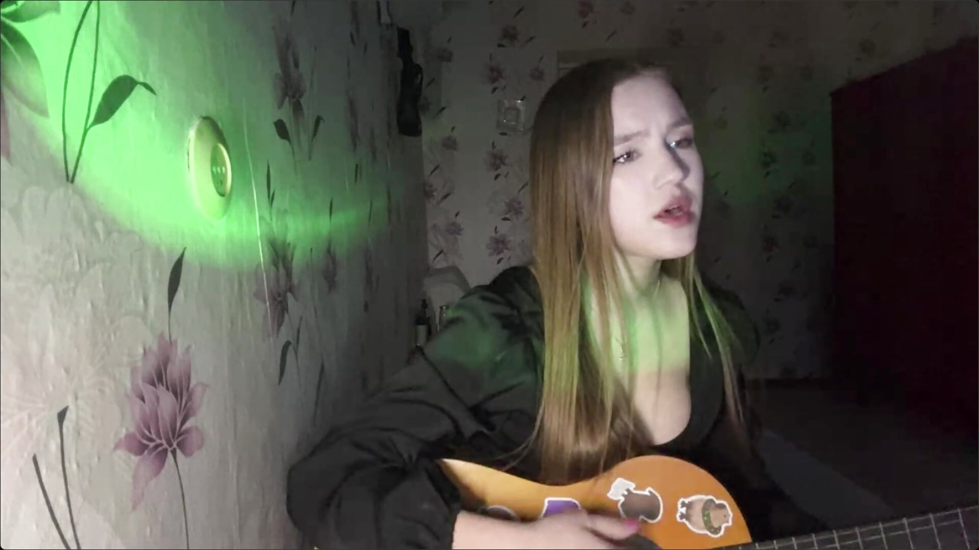 A song especially for Marvin❤️❤️❤️ - video AnnaWasp kameramallilta