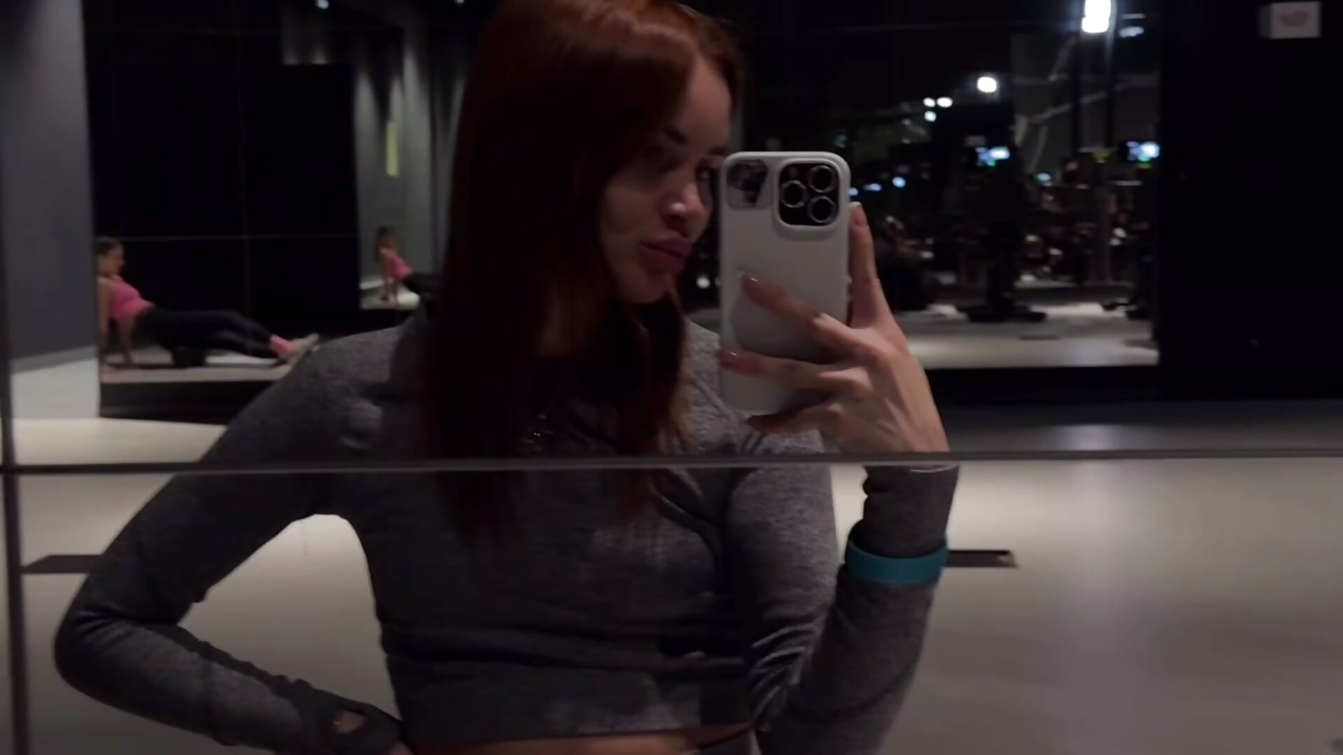 Emma❤️ - video oleh model kamera Emm_lisser