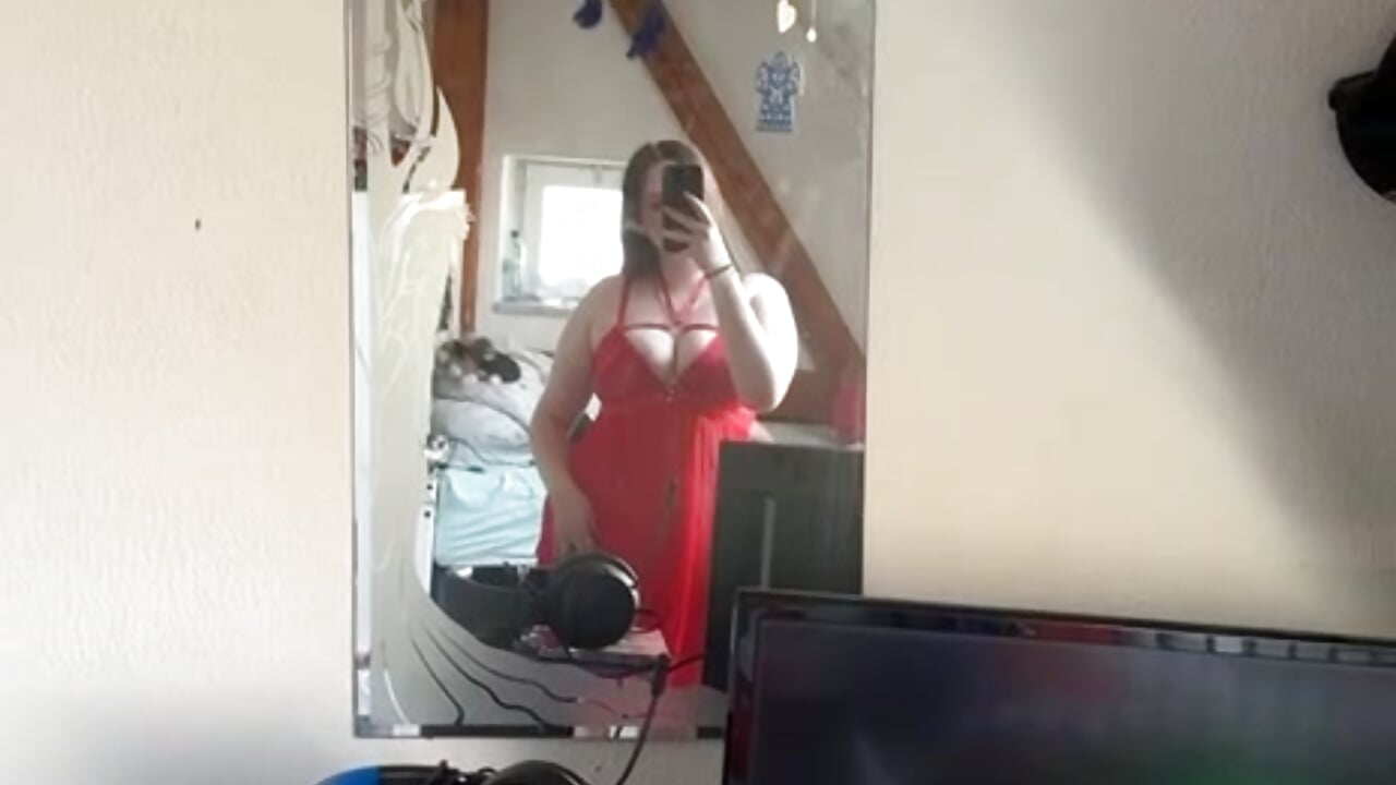 Hii 😋 - video av Young_Milka cam model