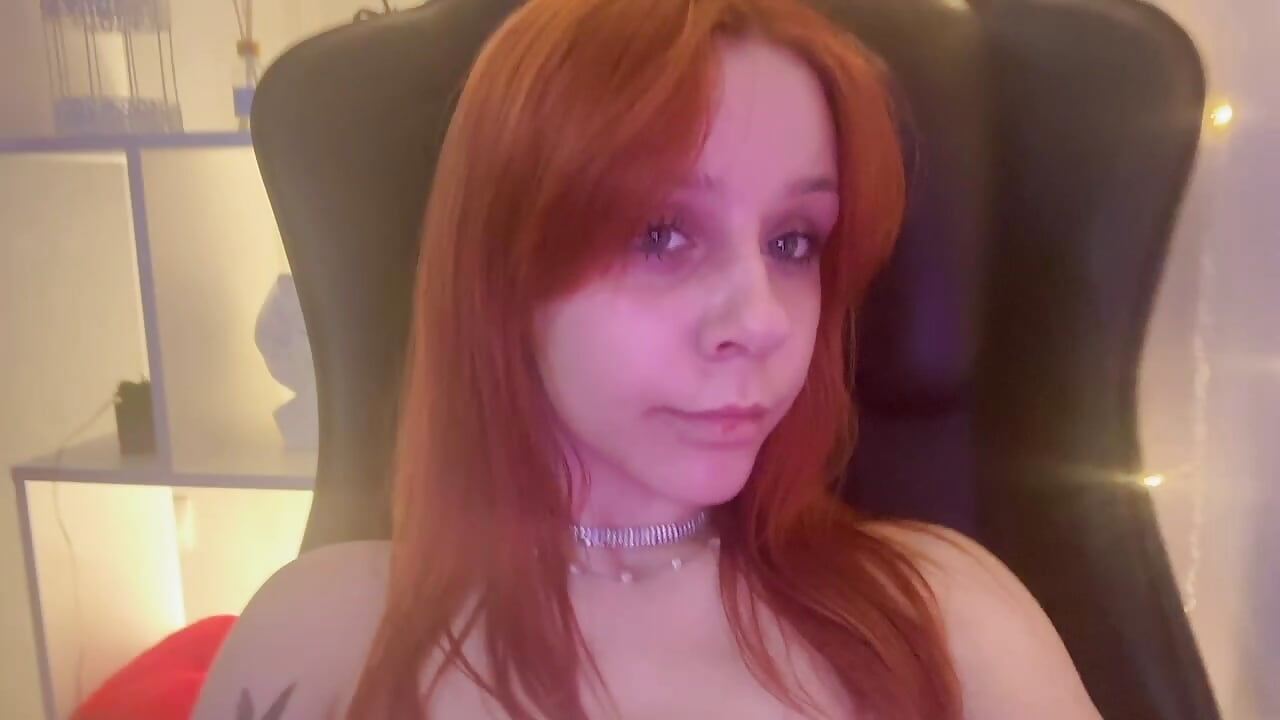 😘 — filmik Rachel_lips, modela(-lki) na kamerkach