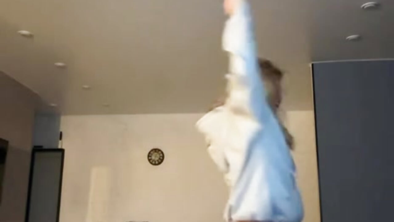 Me<3 - video by Ashleycol cam model