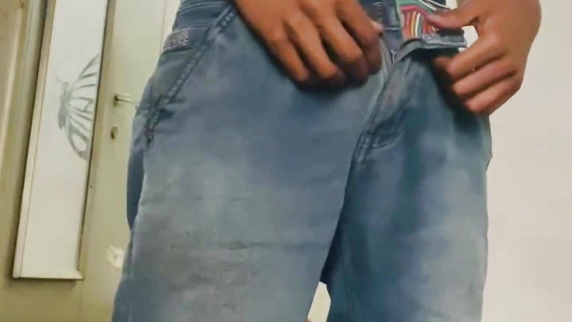 cum out－カメラキャストのDora_theexplorの動画