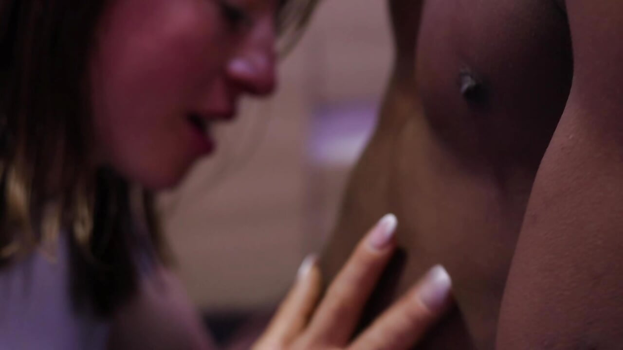 we are candle - video av Ebony_N_Blonde cam-modell