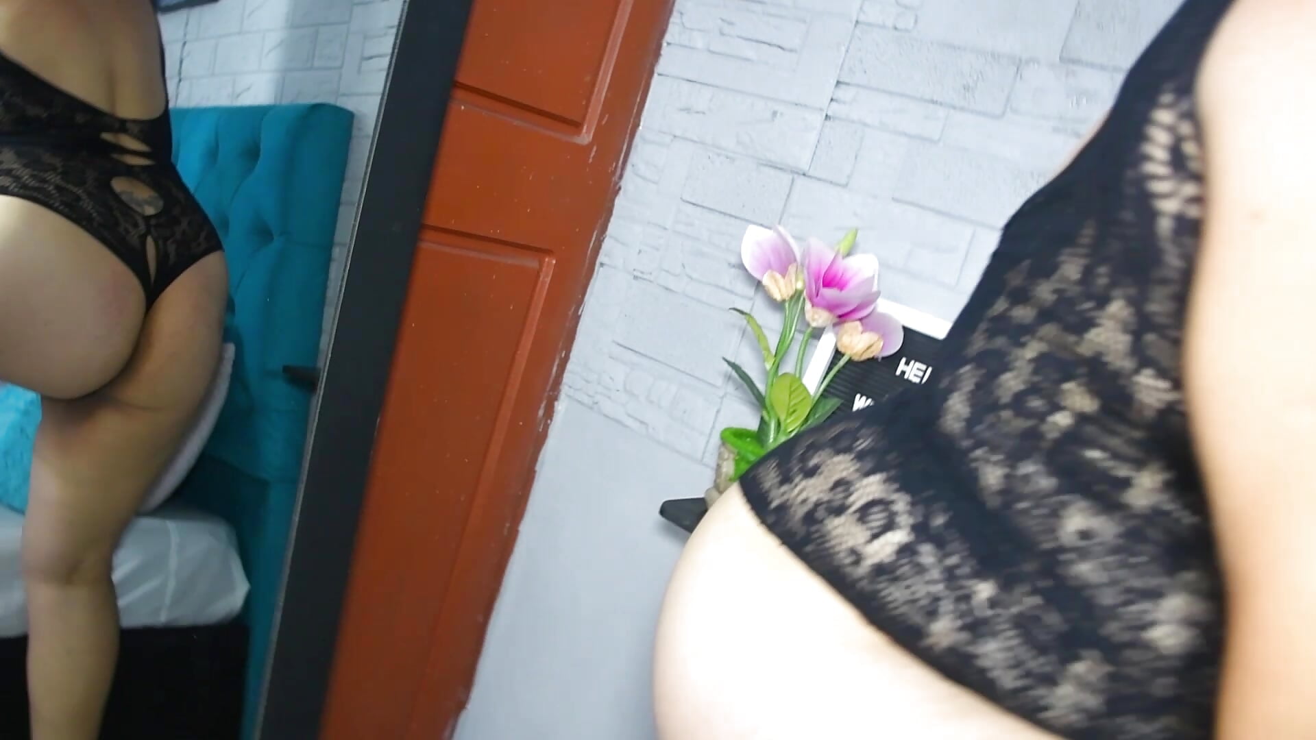 akary 💋 - video by AkaryRoswell cam model