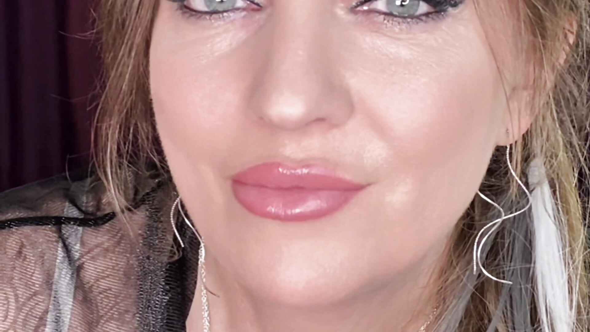 Look at my eyes