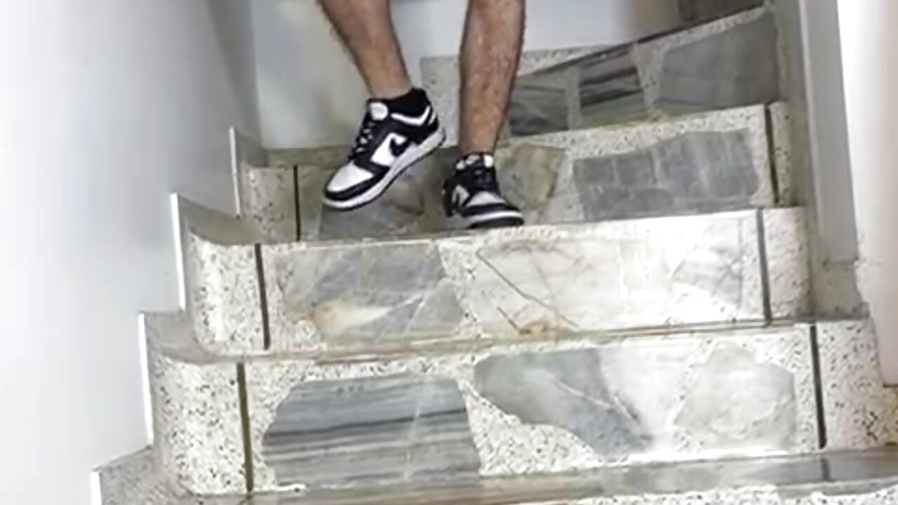 Vídeo  6304 de modelo de vídeos TommyYoung77 – em alta