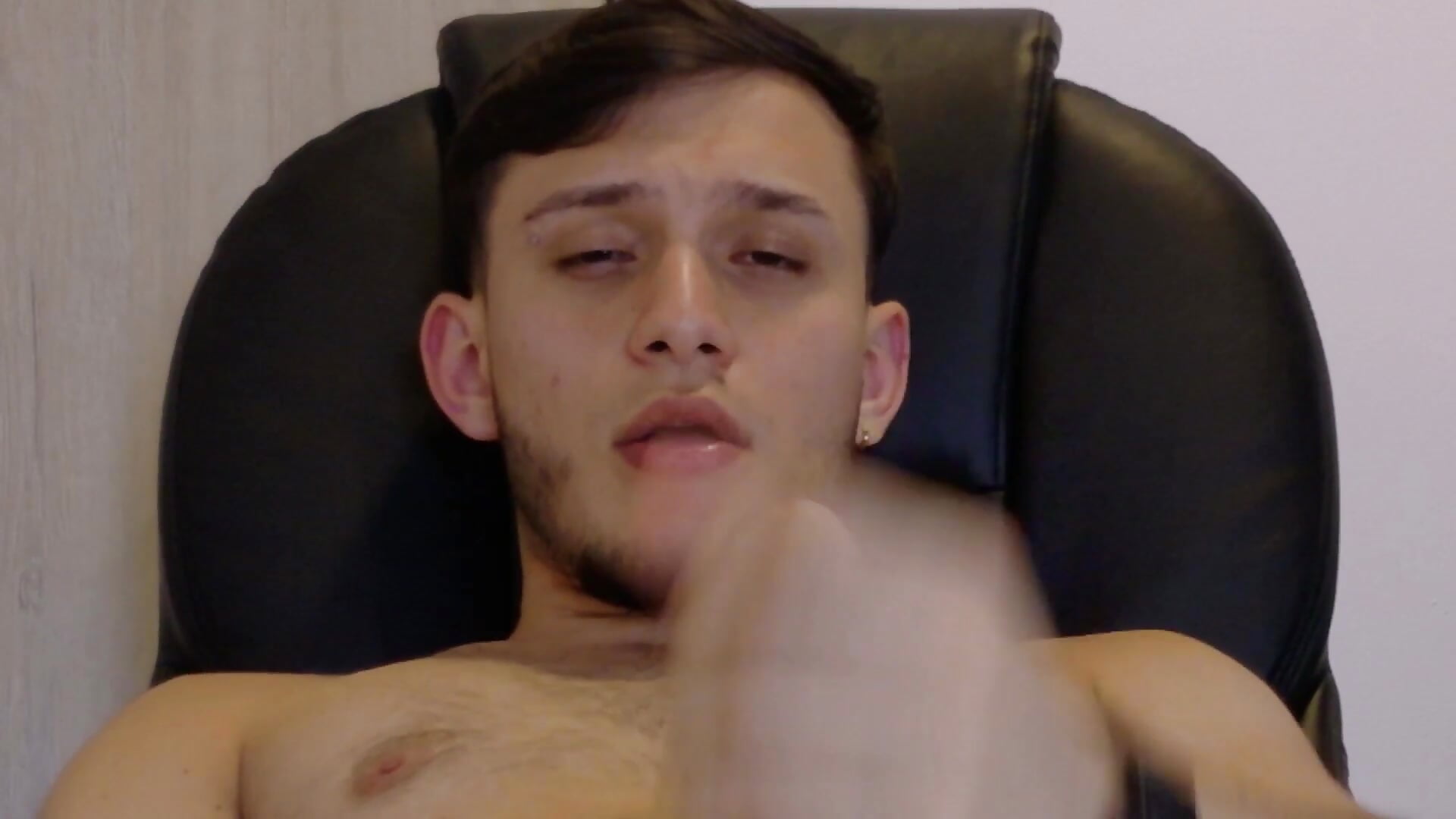 Exact moment where everything drains from me 😈💦－カメラキャストのTommyYoung77の動画