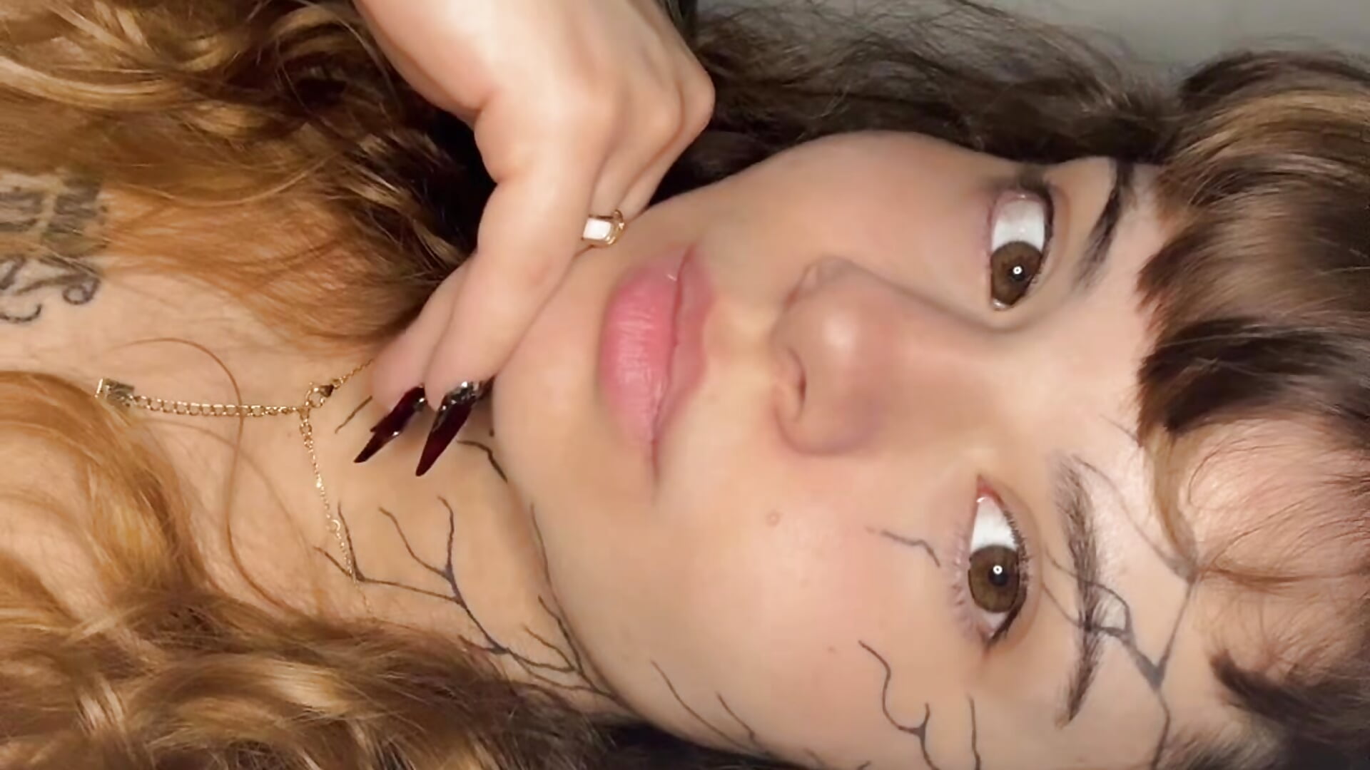 Cheveux naturels ! Tunisienne 💕 - Vídeo de Bunny_devil, modelo de vídeos