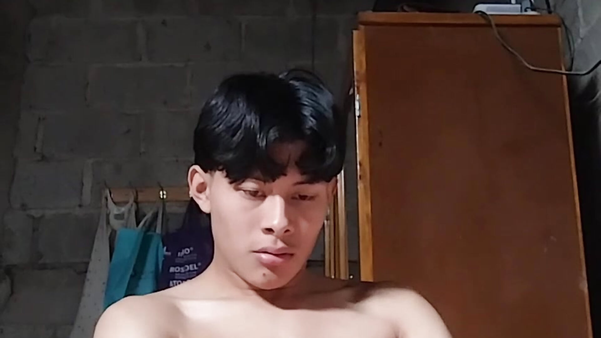 Ucrendo - Cam Modell populära videor 2223