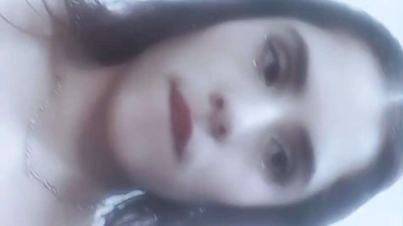 ♥ – video modela na kameri Emily_Collins_1