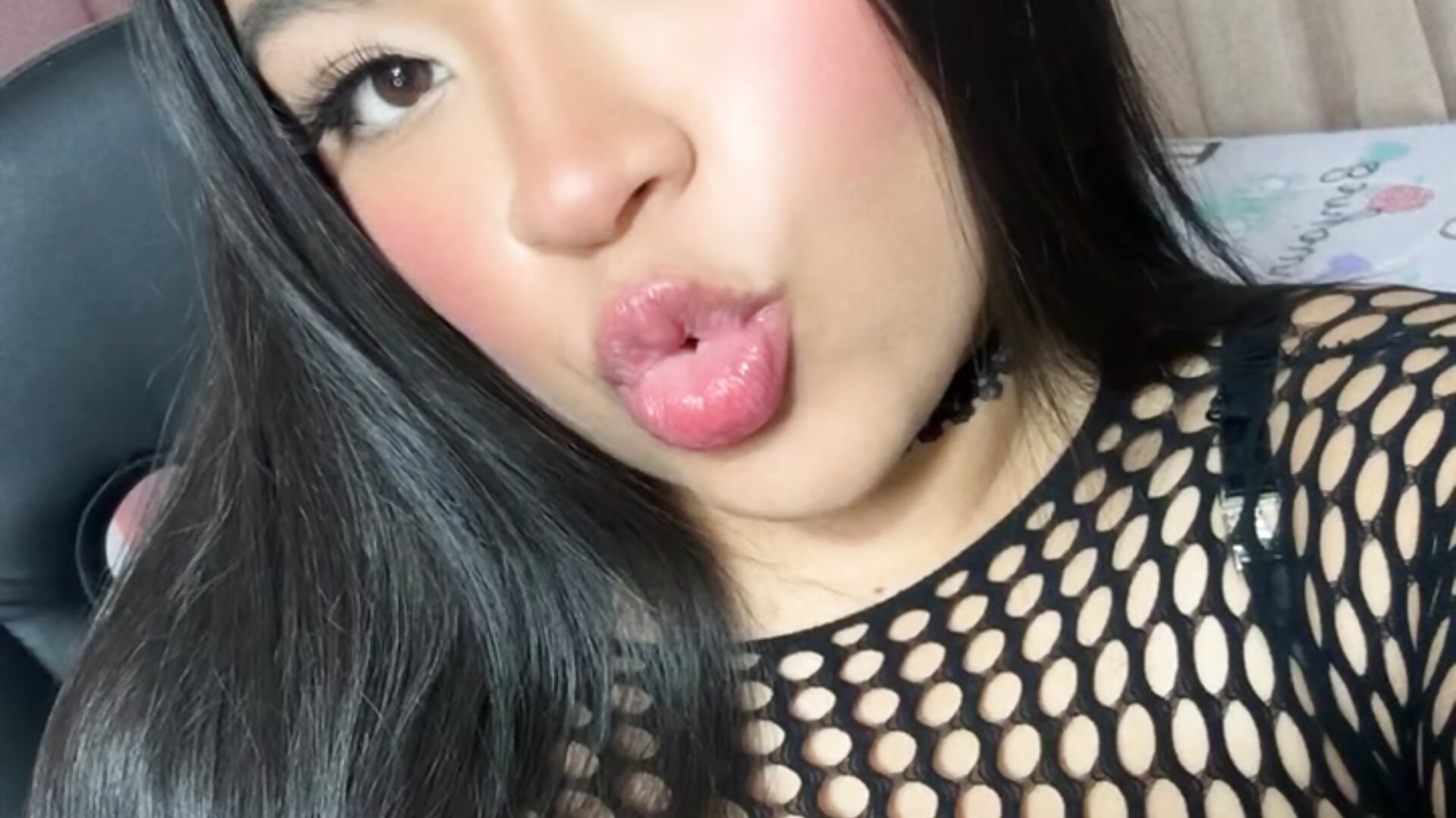 ❤️ - video by Emiru_Sofii cam model