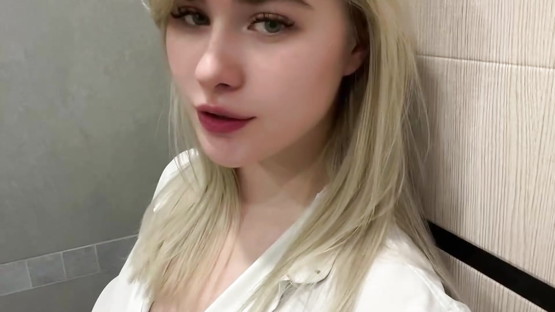 :) – видео вебкам-модели ivygenesis