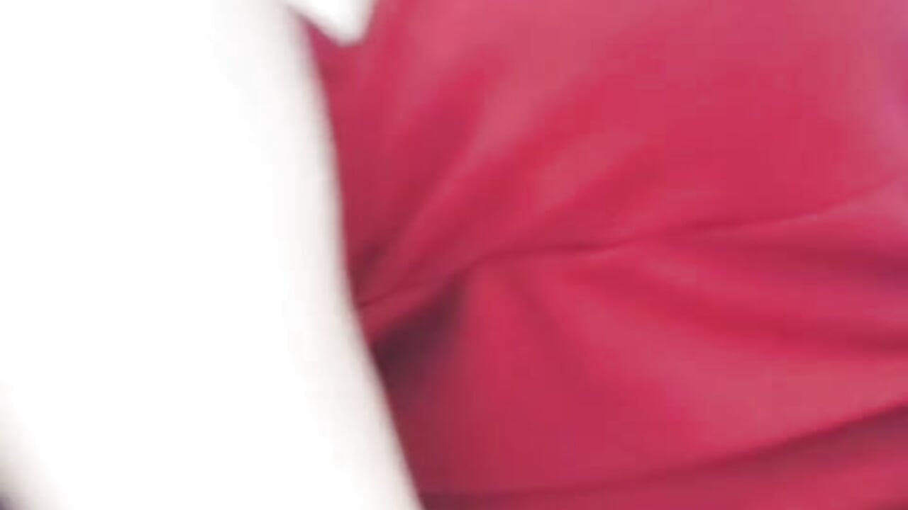 1000022011 - video by Barbiedolls003 cam model