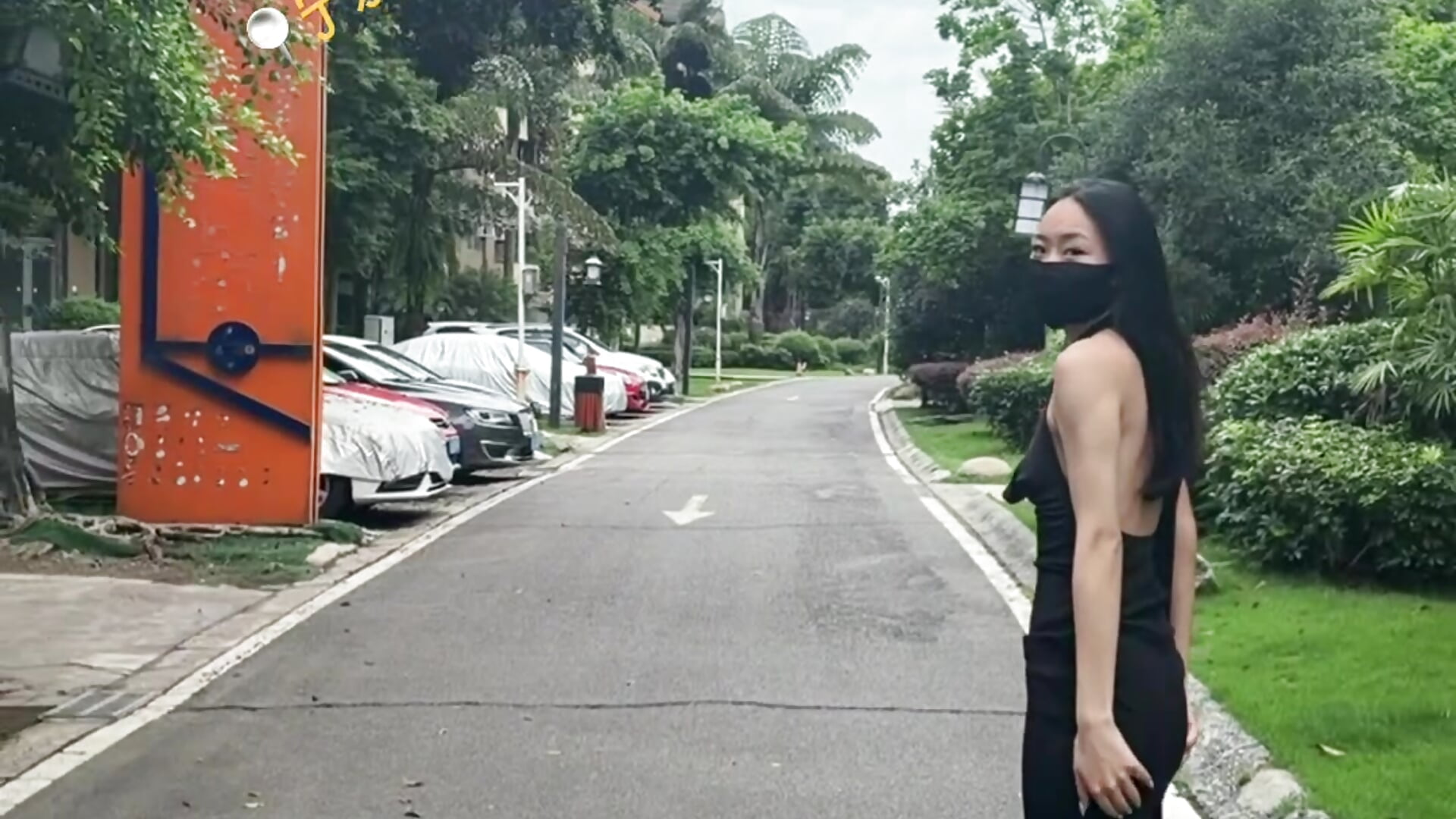 晚礼服露出 - video di 542182 modella di cam