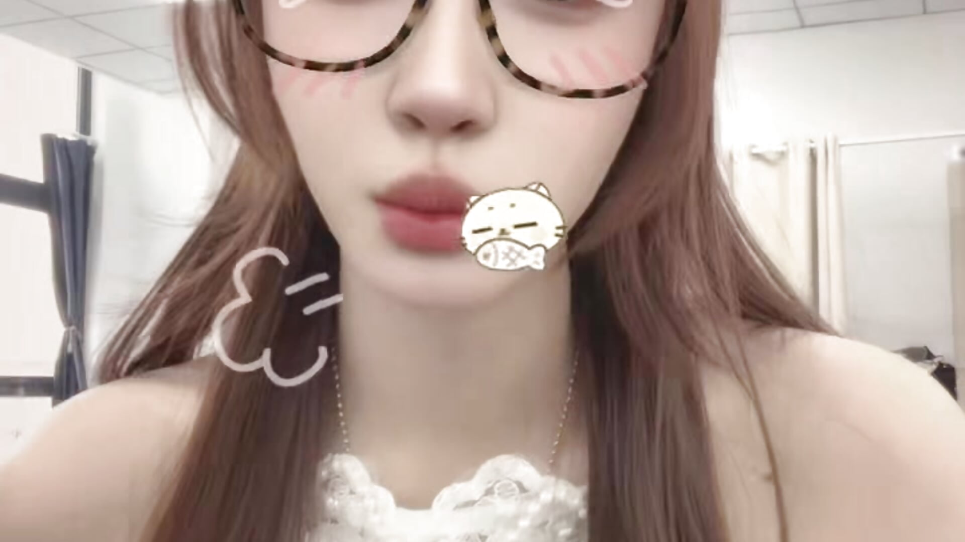 可爱 - video by Summerbaby-001 cam model