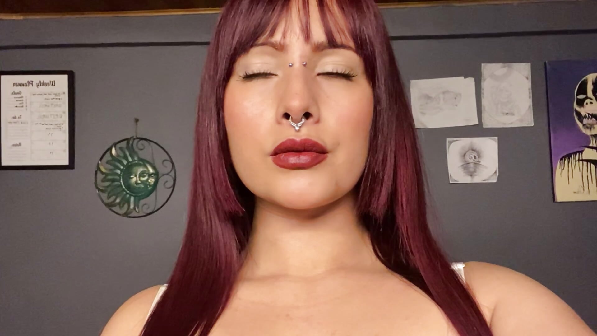 04D89E95-BDF6-4E5F-9D53-D170F57DF864 - video by Regina_Iris cam model
