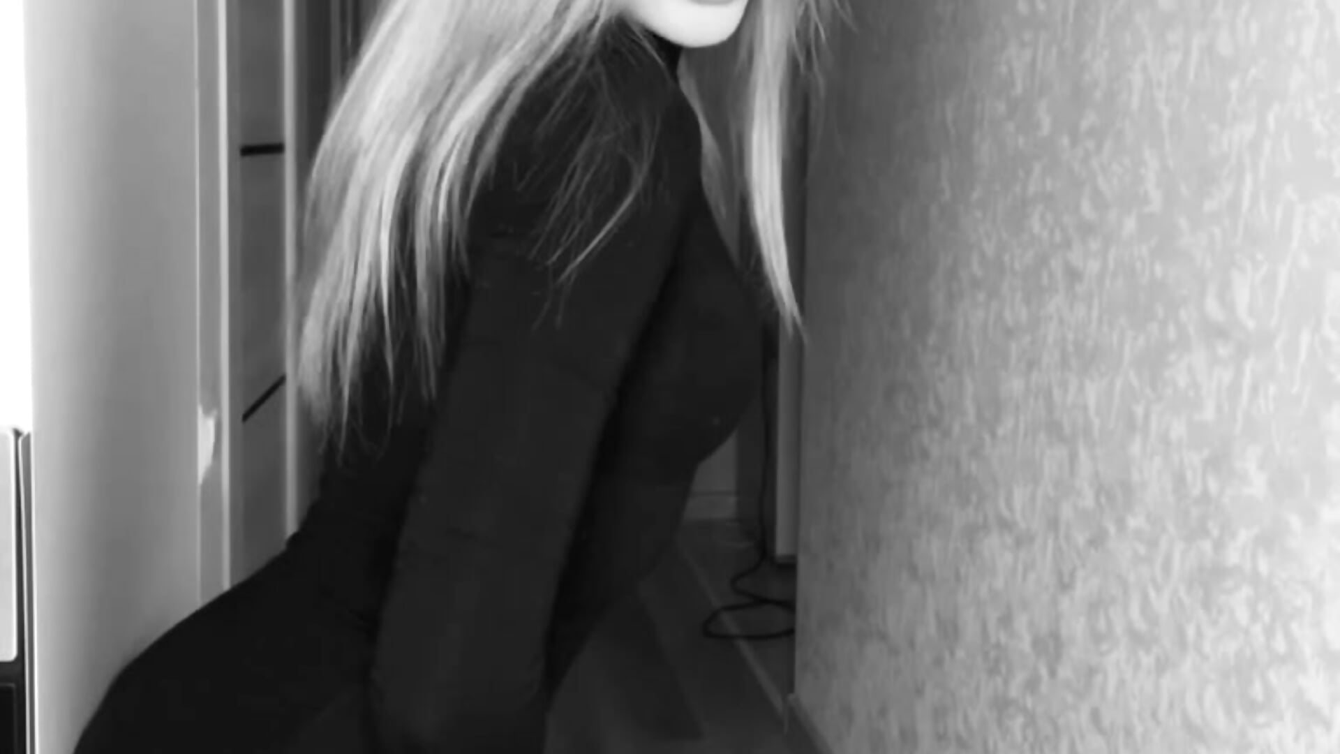 meow~ – video af MilaLewi cam-model