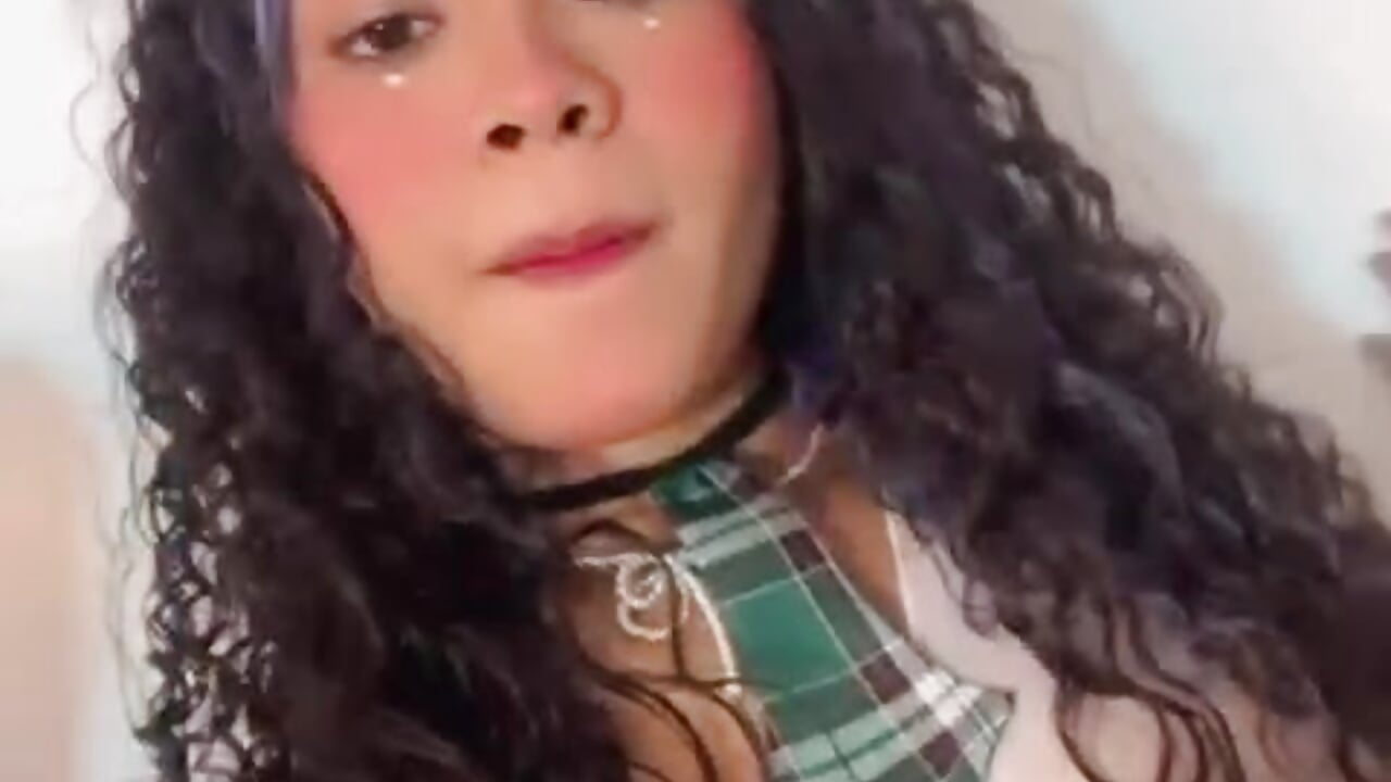 ABOUT ME 🙈💖 - فيديو من Isabella2211 موديل الكام