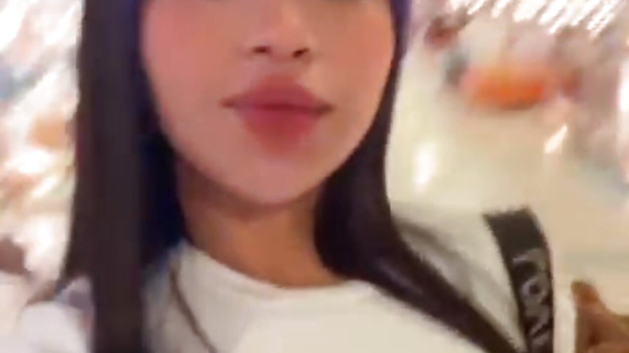 BOM BOM ❤️❤️❤️ - فيديو من Isabella2211 موديل الكام