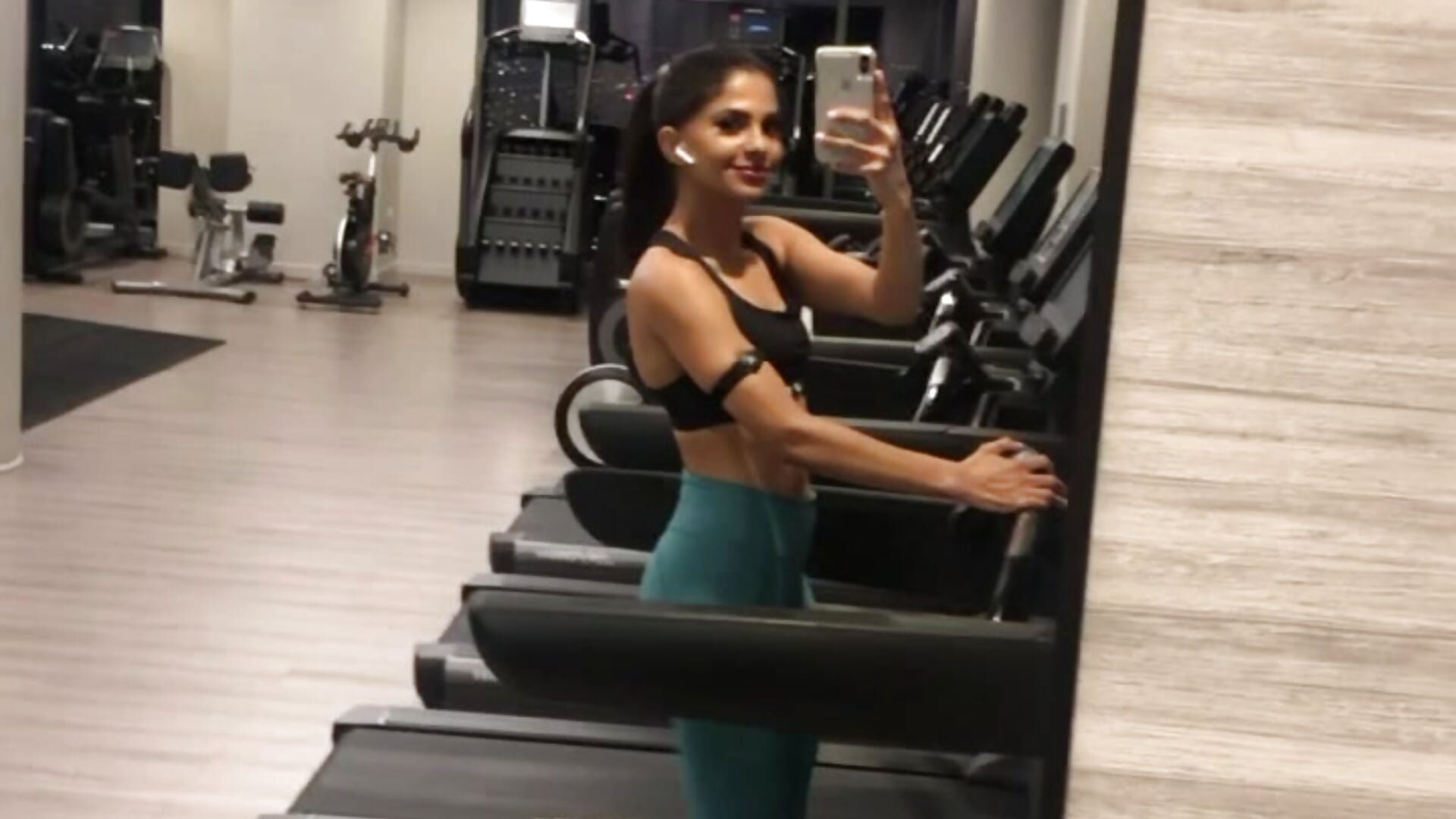 ✅buns of steele🦾🐸🫖 - vidéo du modèle de showcams karlatiburcio