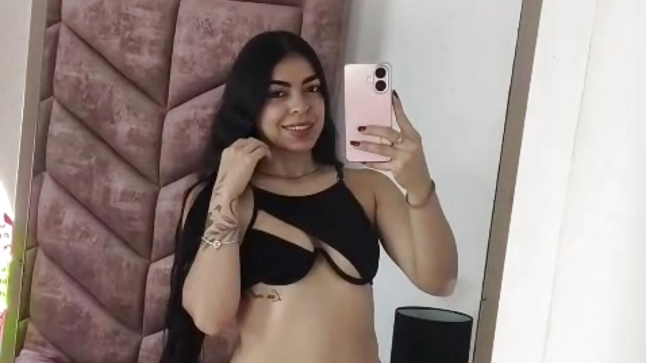 black - Vídeo de AntonnellaRios, modelo de vídeos