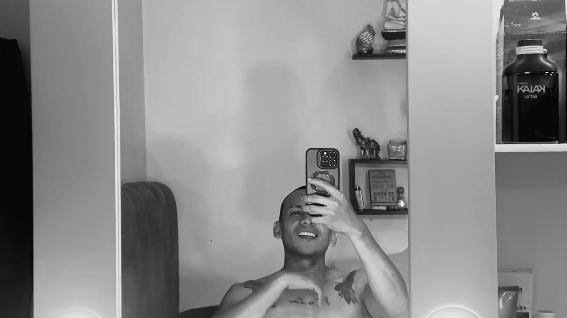 IMG_6577 - vidéo du modèle de showcams Jacobogrey