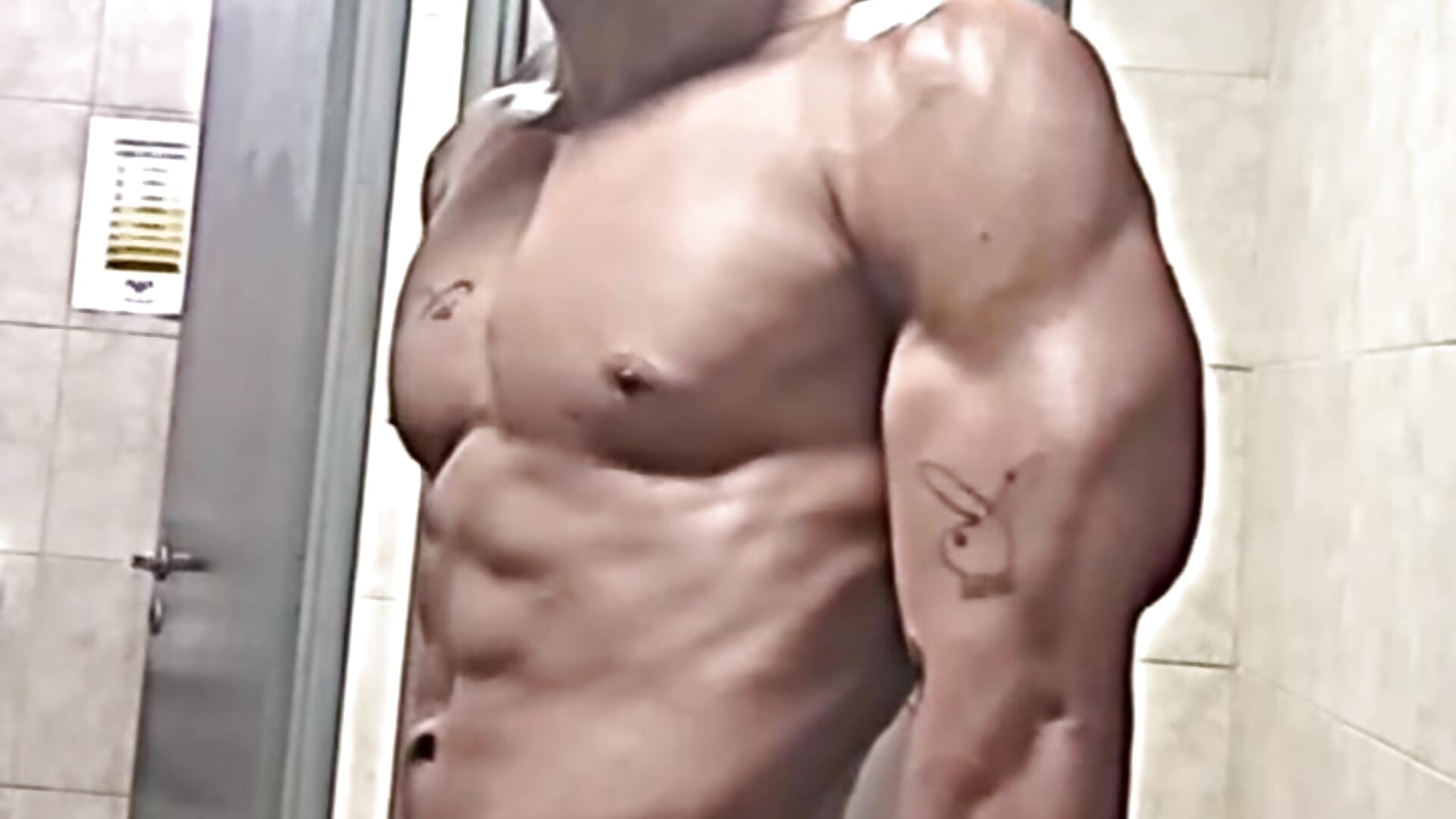 Poses 💪🏾 - video by muscle_fit cam model