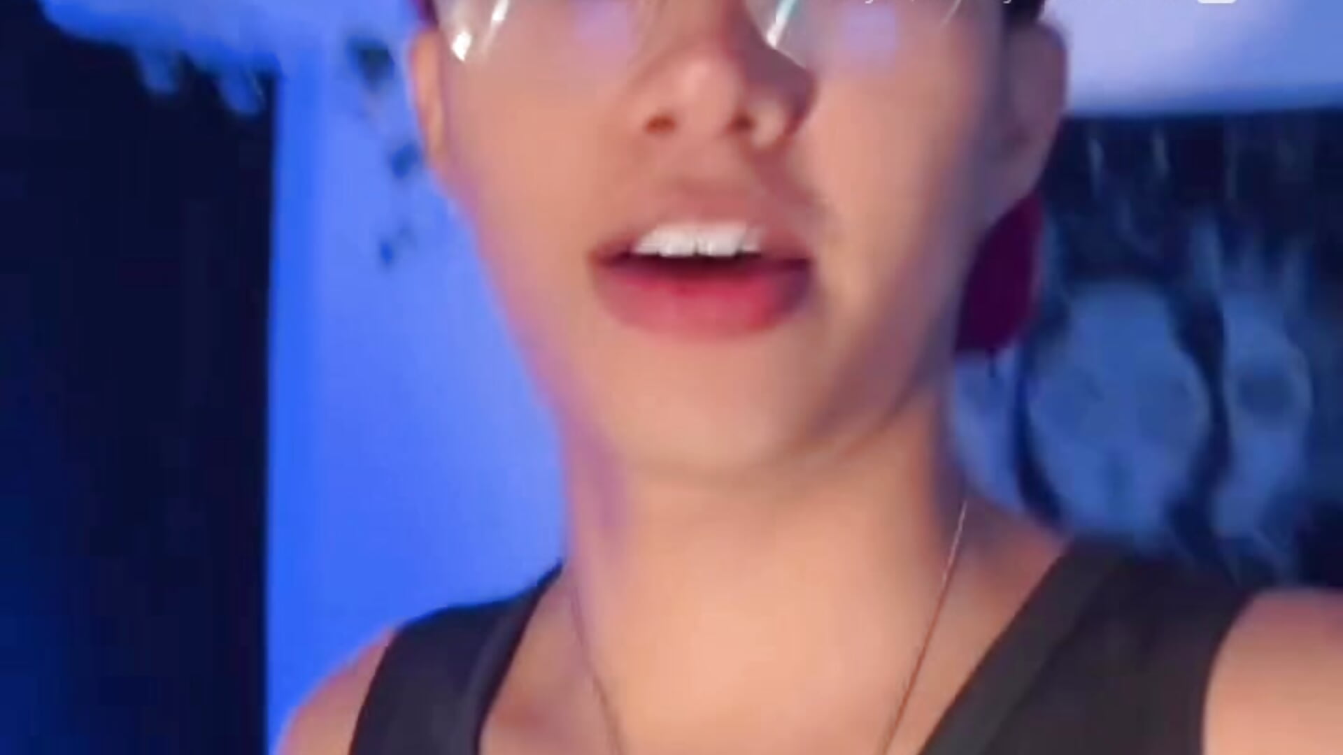 un videito que tenía en mi ig 🫣😝 - Vídeo de alejito_jeje, modelo de vídeos