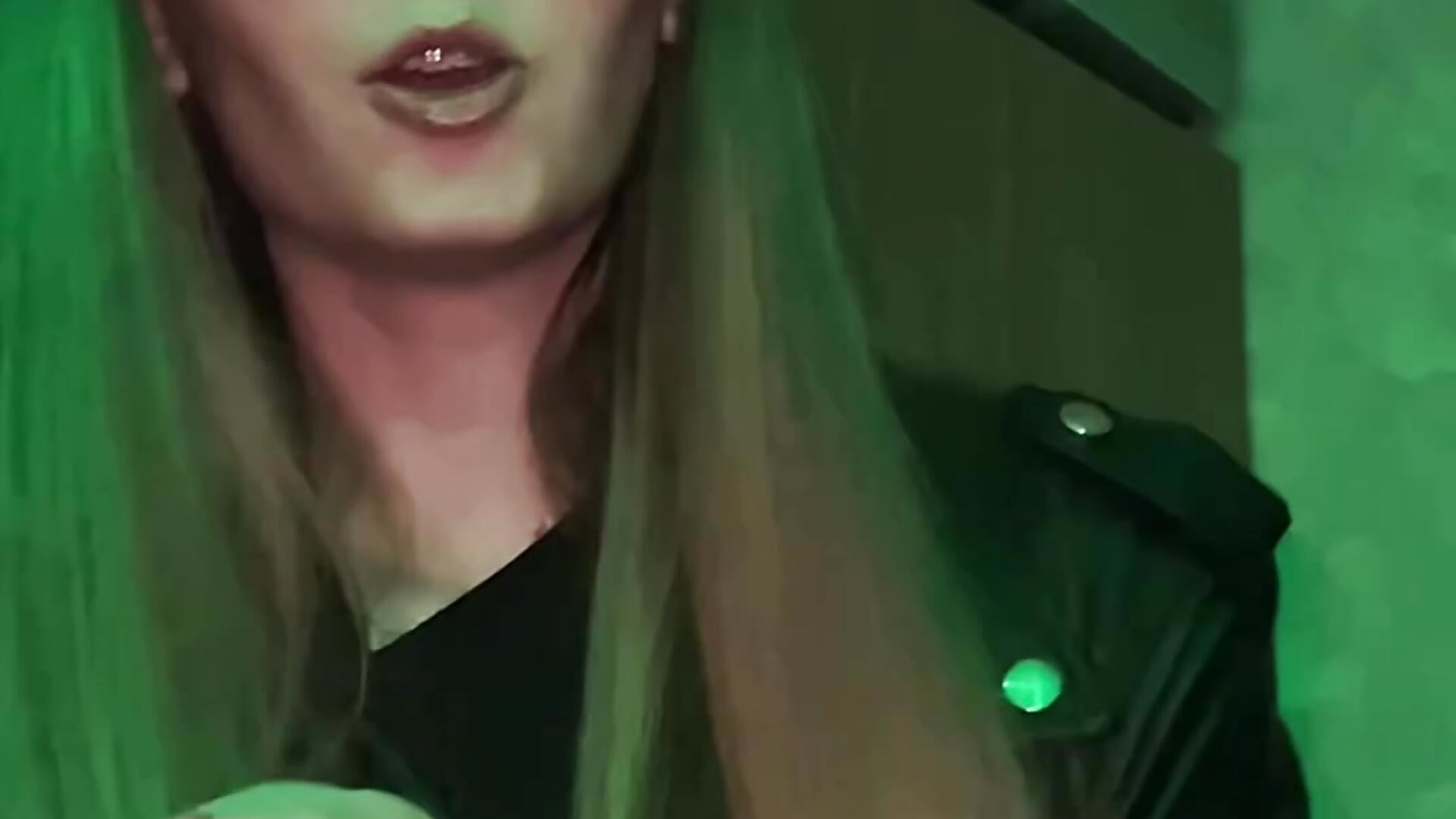 I can't be your superman - فيديو من Lunavira موديل الكام