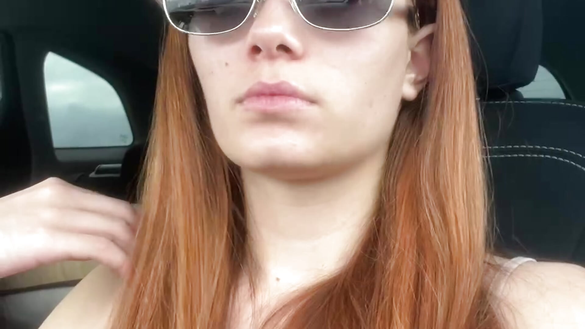 Just singing lipsing - فيديو من Lunavira موديل الكام