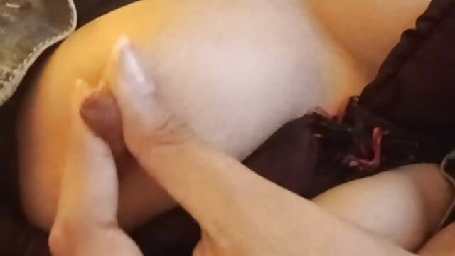 The most delicious tits 💧 - Vídeo de Liliith_Zeniith, modelo de vídeos