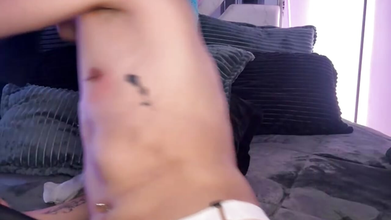 I love that my ass feels vibrations 🥵🍑 - video by tiam_muller_fenix cam model