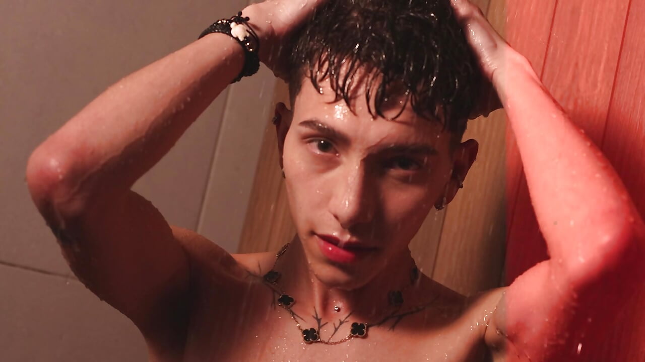 profile-intro-video-1773416641 - video by tiam_muller_fenix cam model