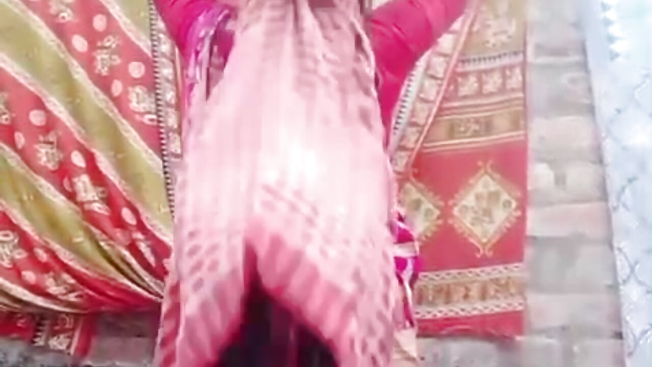 Long hair combing - video by LambeBalwaliBur cam model