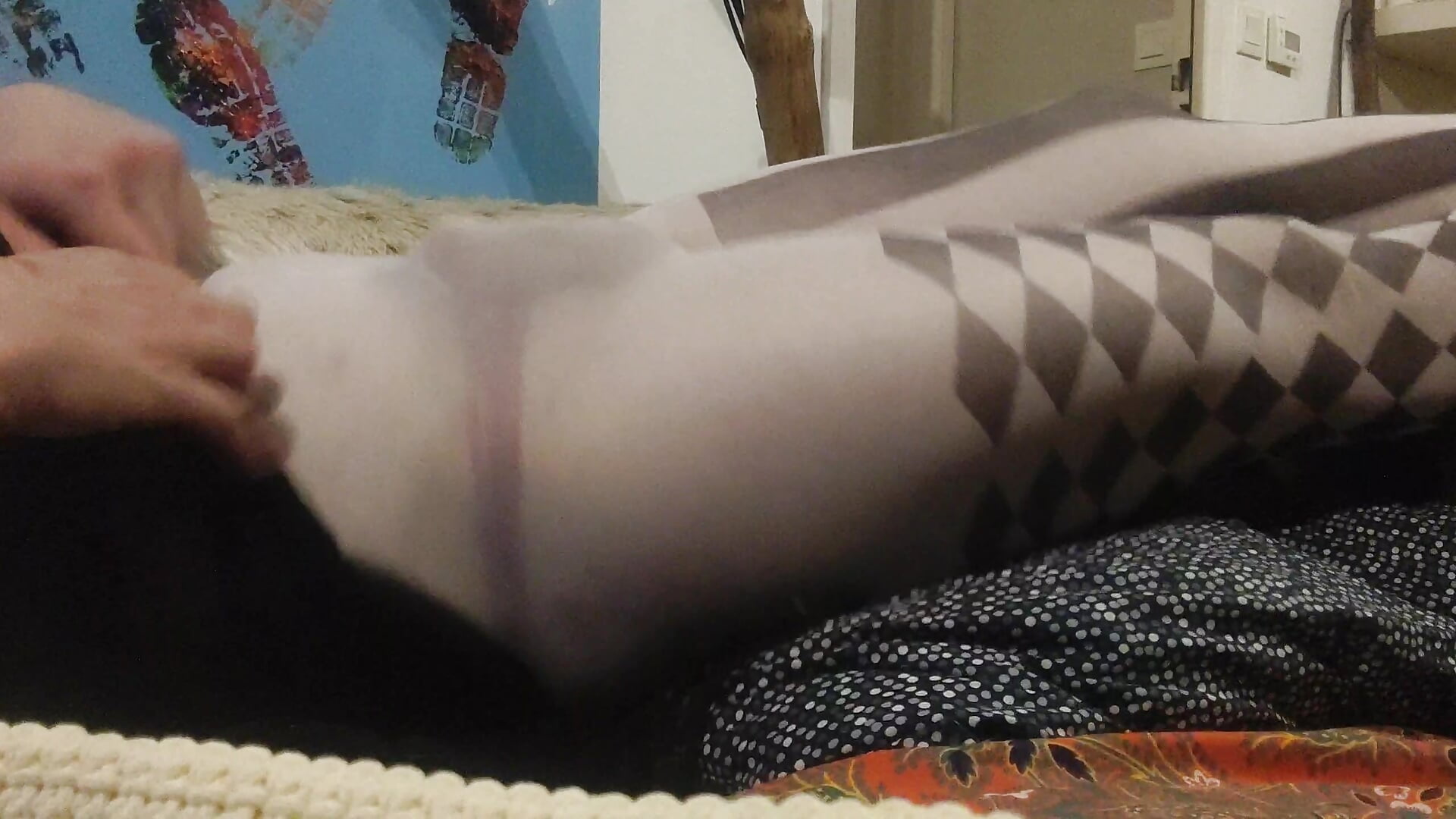 Collant élégant sur bi chaude et coquin - video by pit4296 cam model