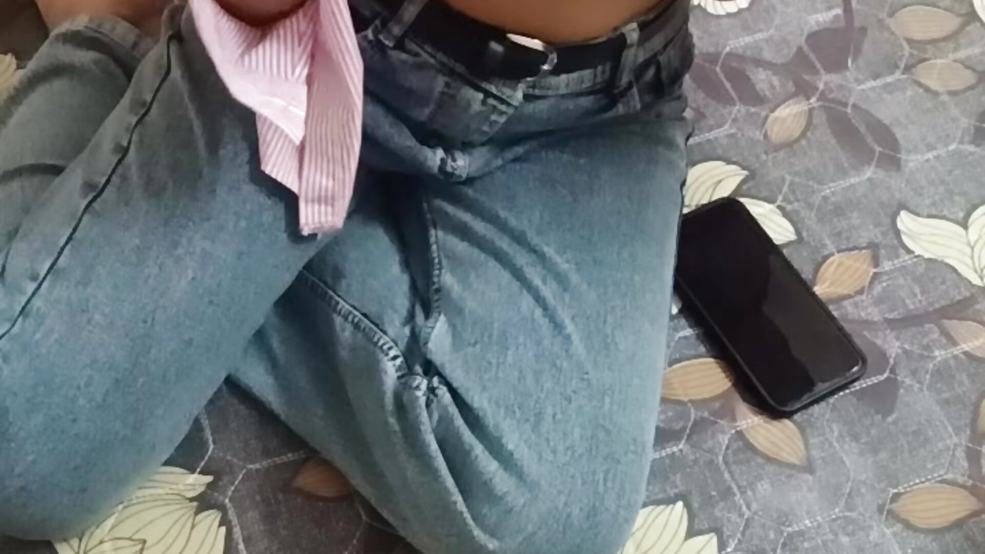 3233 - video di aditi_singh0 modella di cam