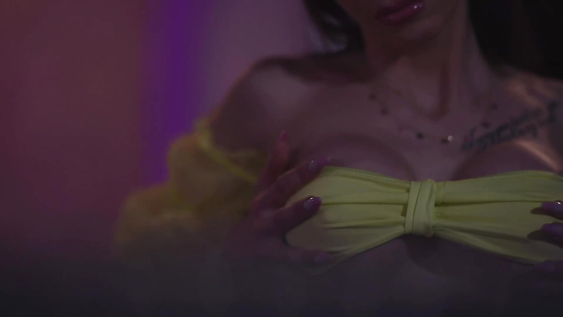 Too tempting 😈– RubyFever kameramodell videója