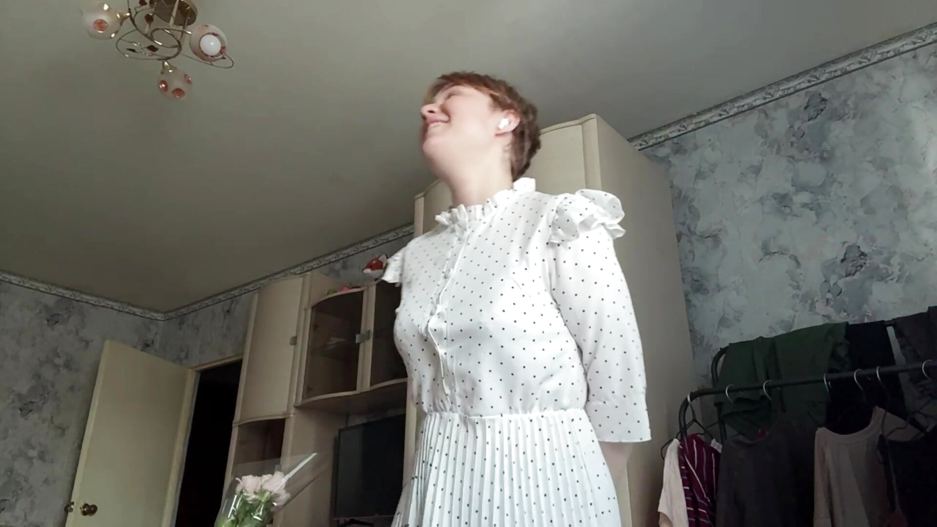 my tender body - video di Miacommando modella di cam