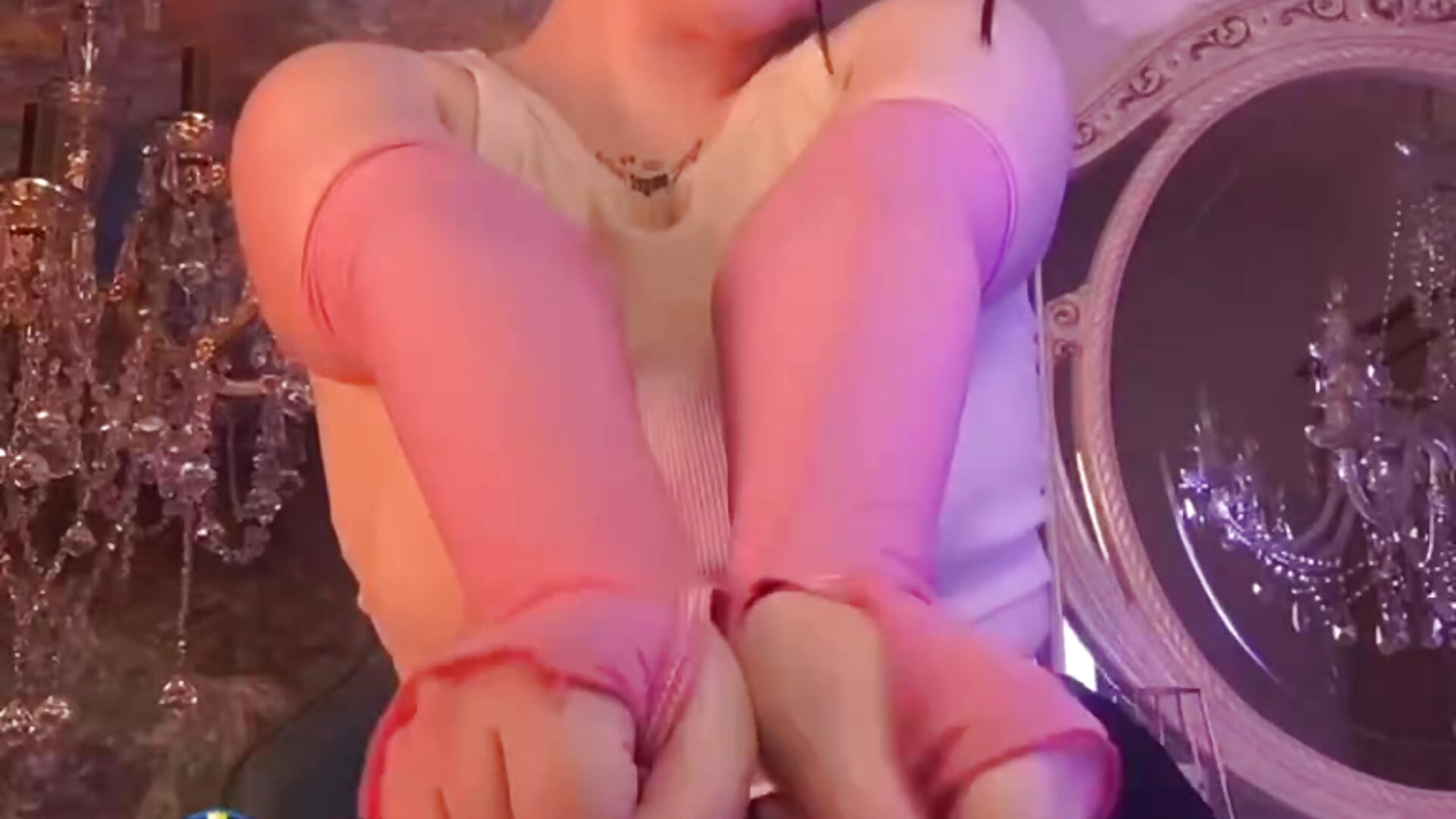 oh hehe just joke…. Or no…. 😅 - Vídeo de MarryMilash, modelo de vídeos