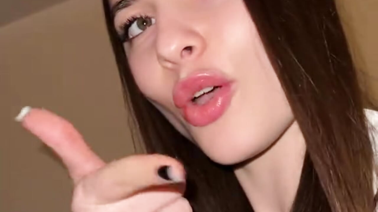 Me – video modela na kameri AtripTime