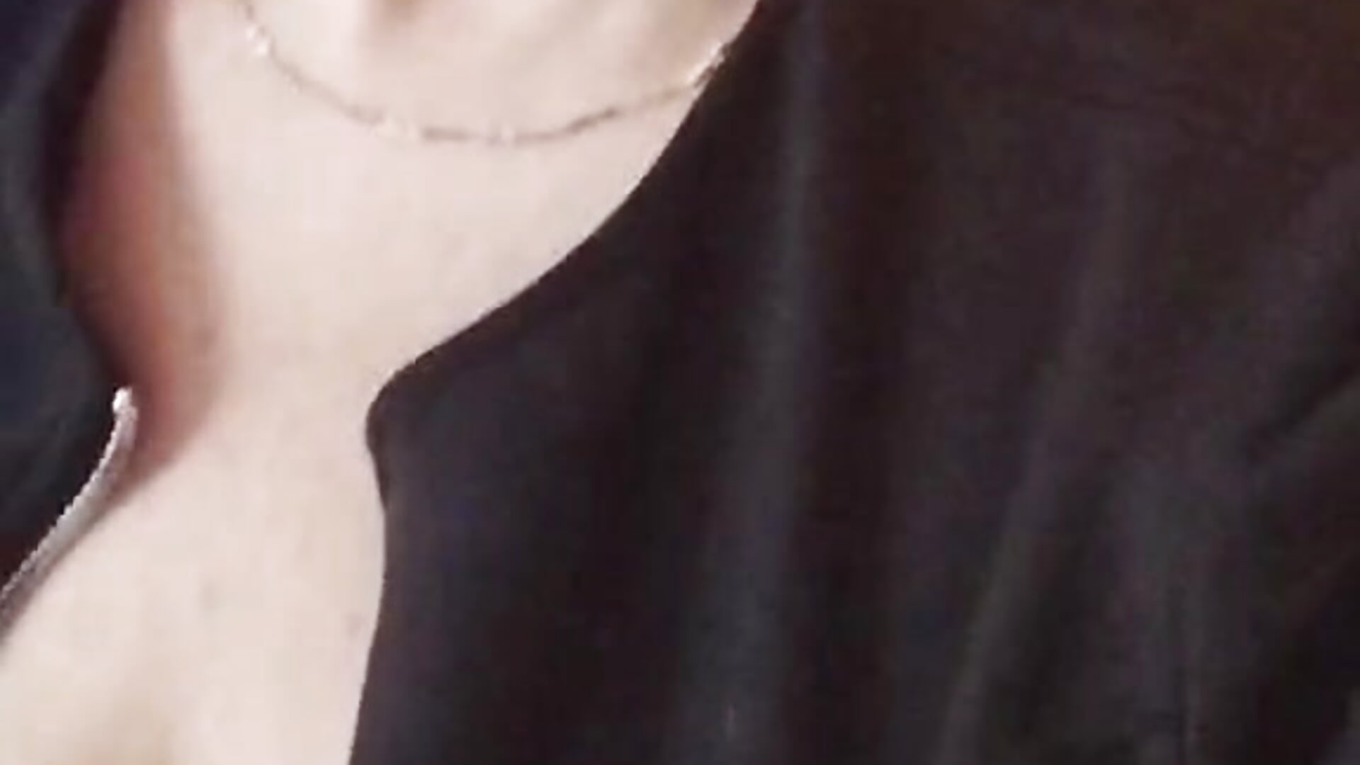 Press play and enjoy every second with me. 💕 - GalileaMoure主播的视频