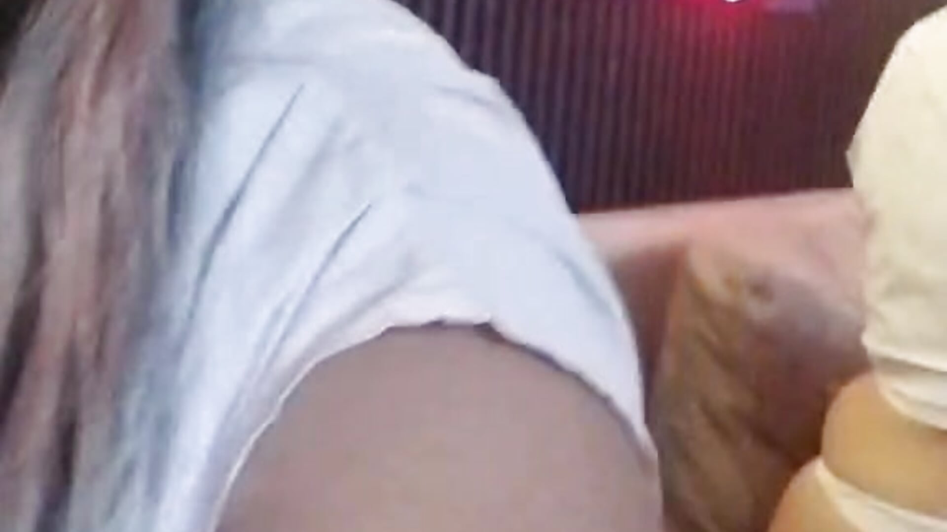 Press play… and let yourself get carried away by everything I have for you – video od webkamerové modelky GalileaMoure