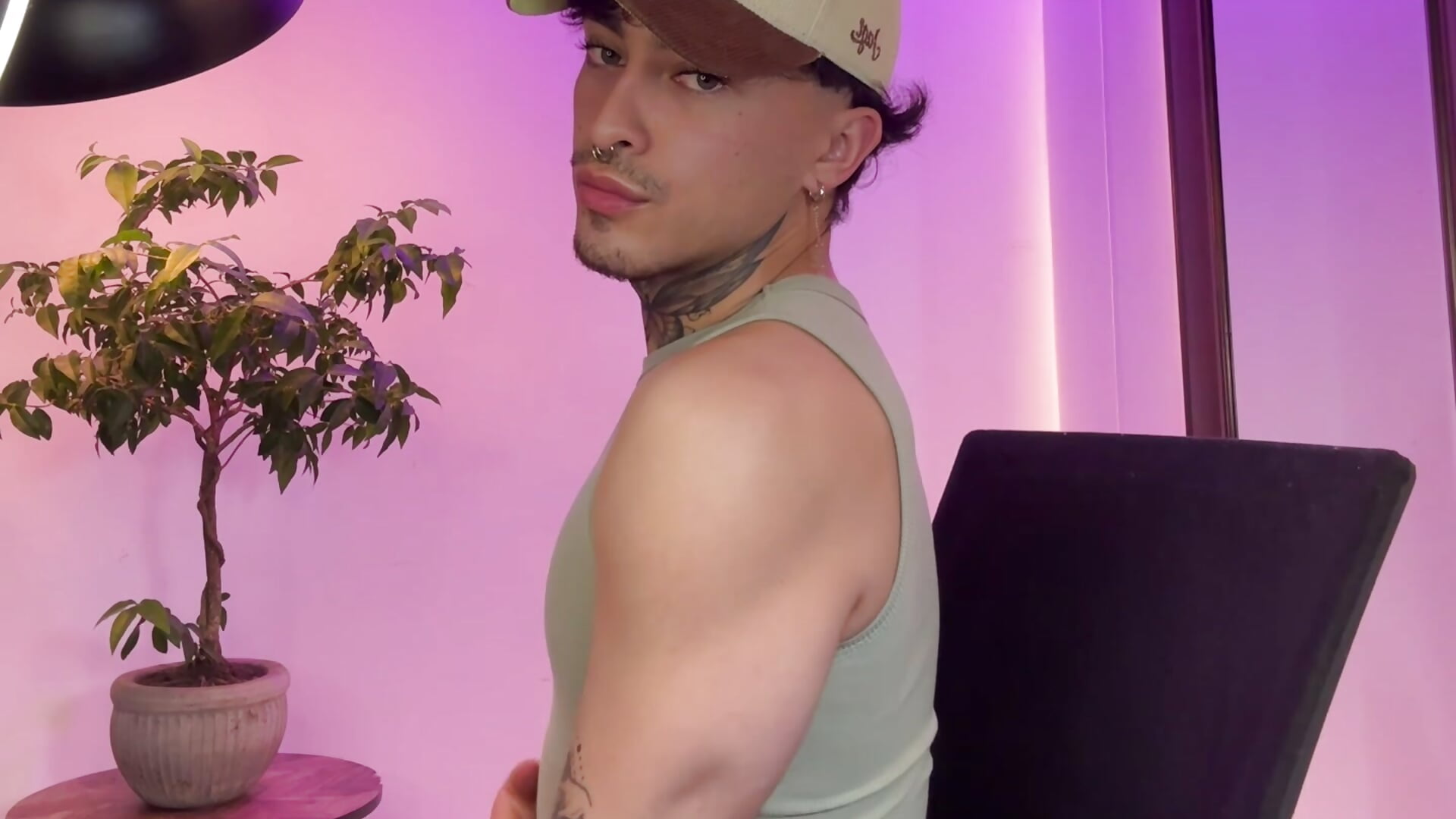 stevennavarro Video Thịnh Hành của Người Mẫu trên Cam 2927