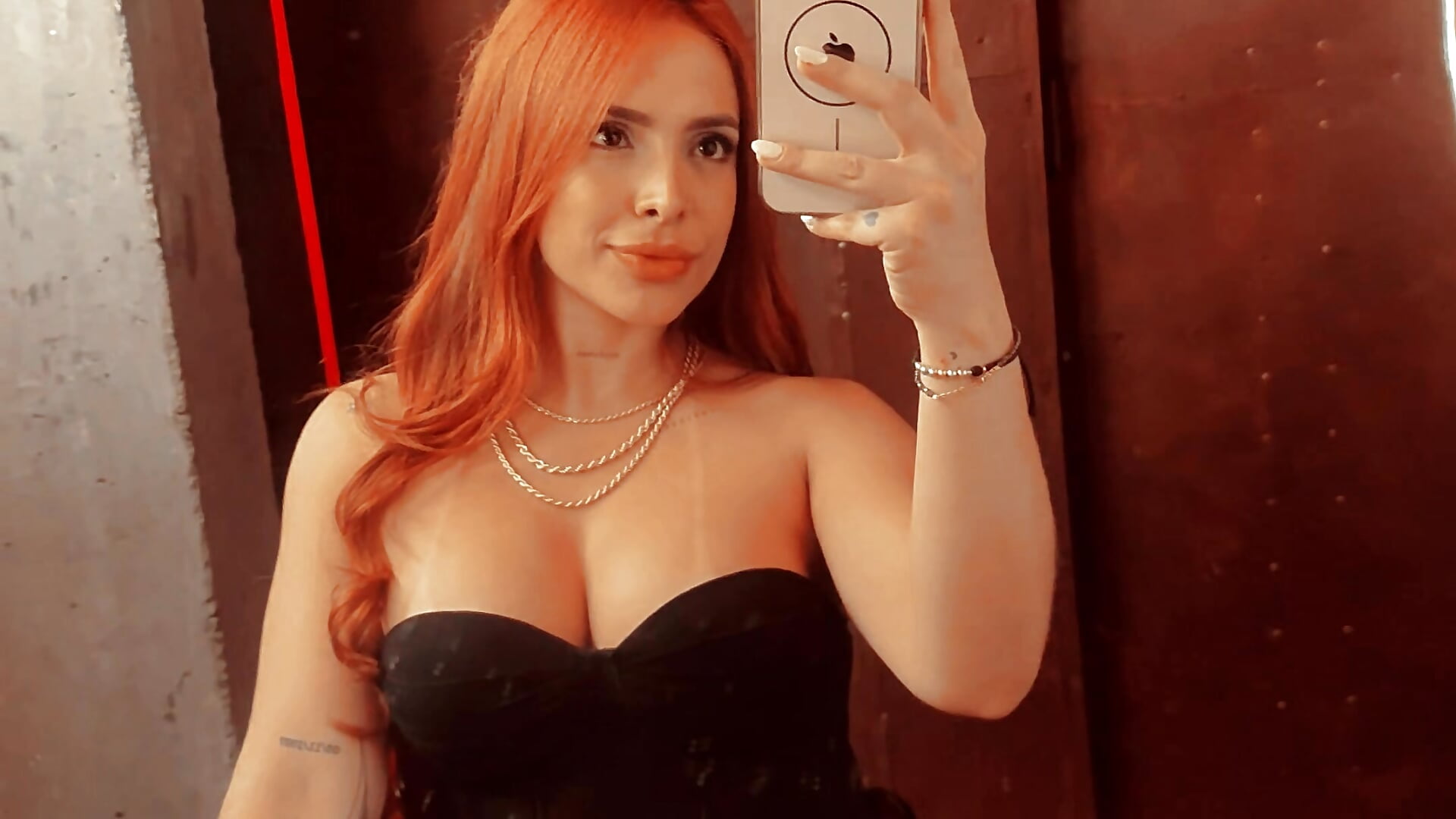 Are you ready?– CiaraMorettii kameramodell videója