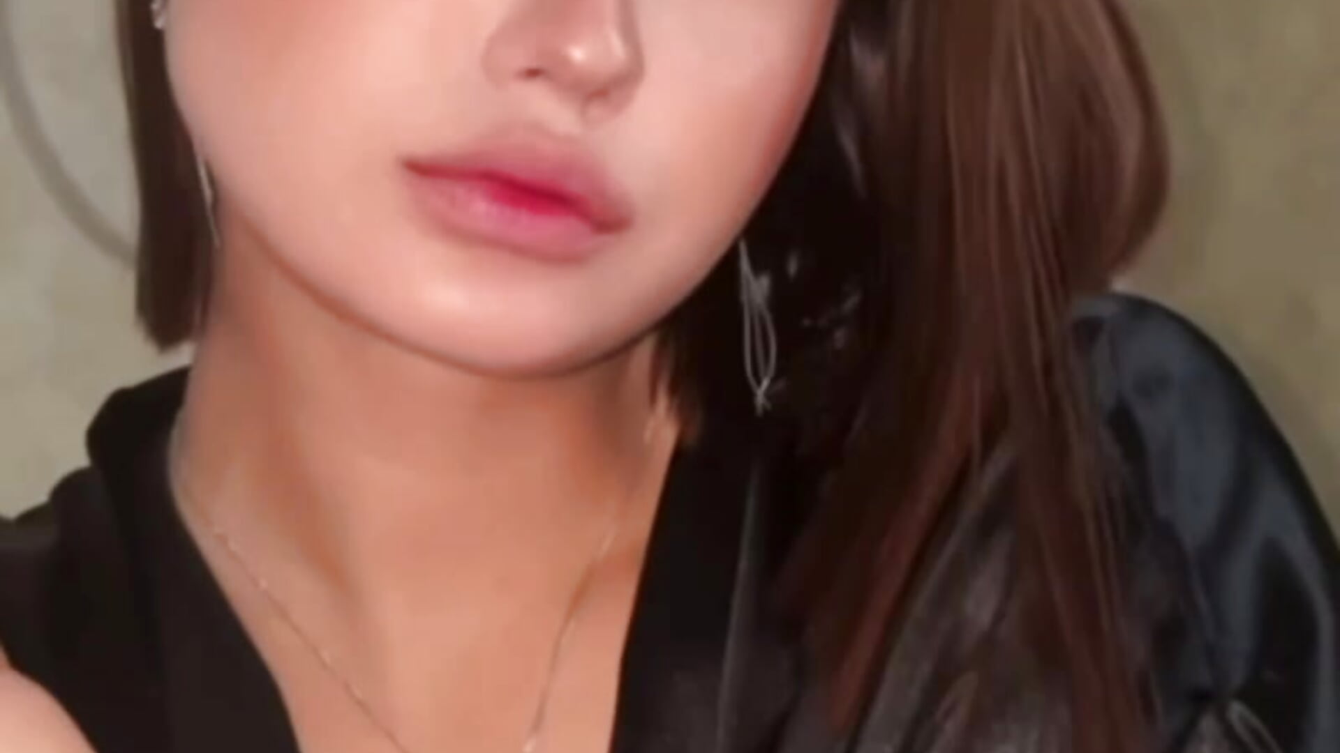 meeeee - ChongSimmon adlı kamera modelinin videosu