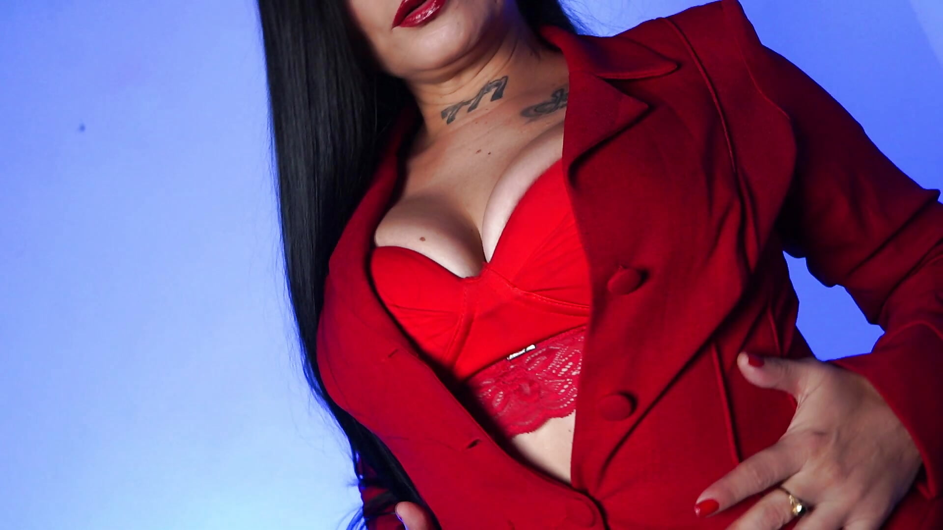 Confidential: For your eyes only – video od webkamerové modelky IsabellaDaft